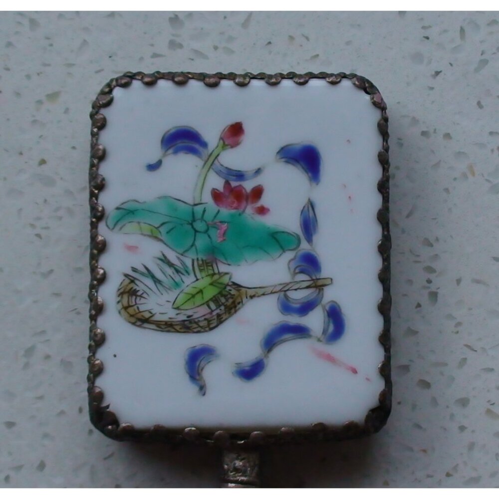 Shard Lotus Hand Mirror with Green Glass Handle and Decorative Edging - Picture 3 of 8